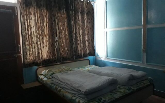 Goroomgo City Inn Shimla