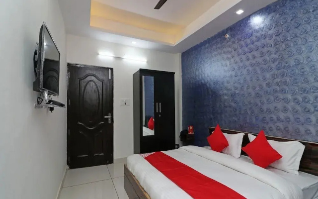 Hotel Redstone by OYO Rooms