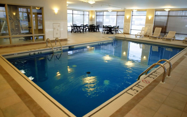 Hampton Inn & Suites by Hilton Laval