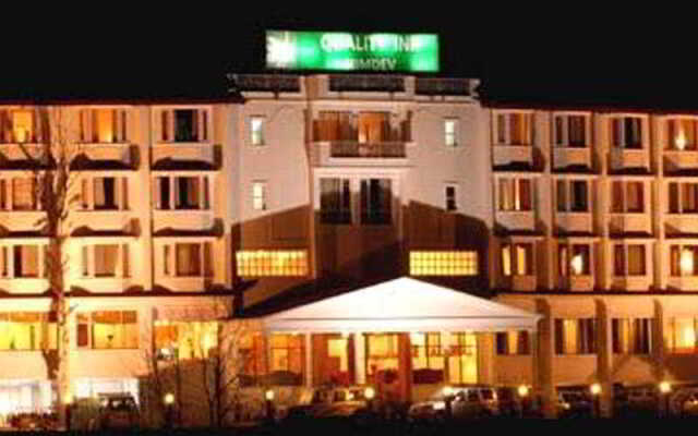 Quality Inn Himdev