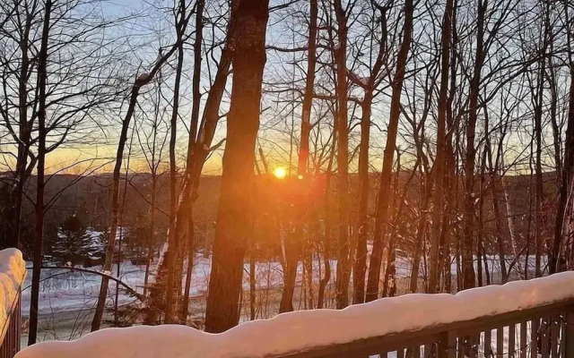 Okemo Westwood Condo 3 Bedroom Condo by RedAwning