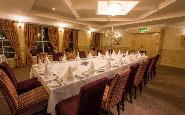Anner Hotel