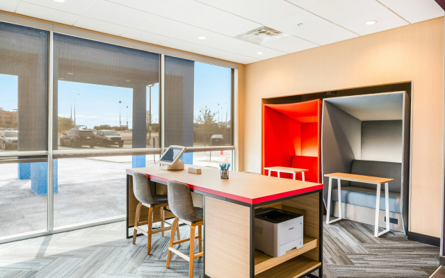 Tru By Hilton Midland
