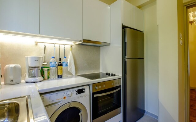 Olala Athens Center 2BR Apartment w/ balcony