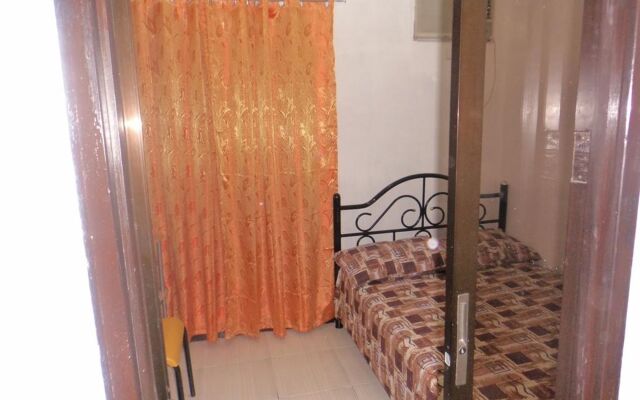 KarLa's Place at Chateau Elysee