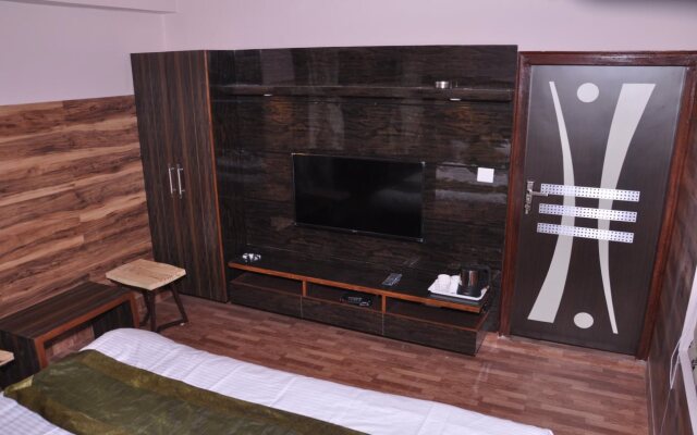 Ekam Lodge