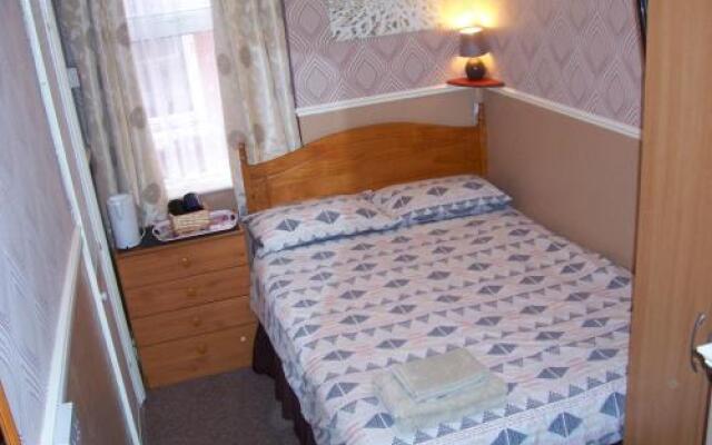 The Chelston Bed  Breakfast