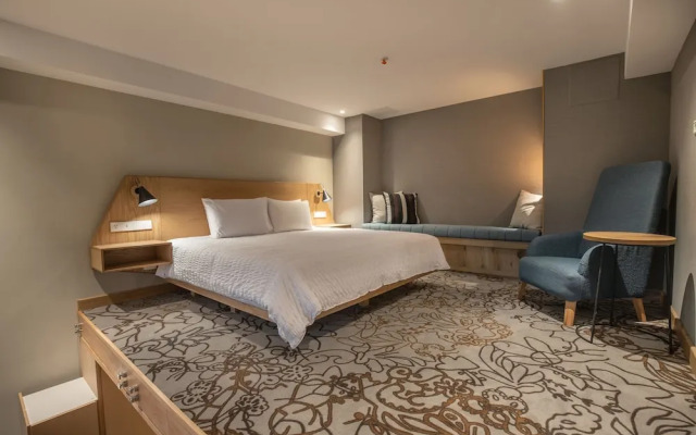 GO Quito Hotel