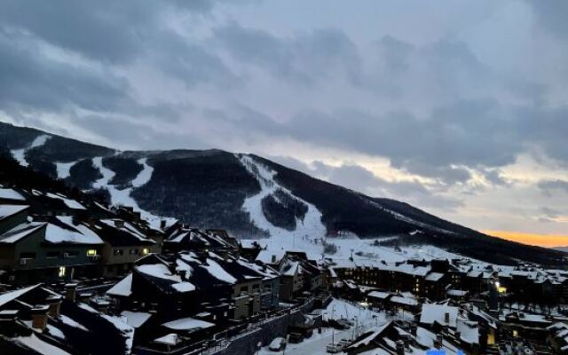 Yijian Snow View Villa