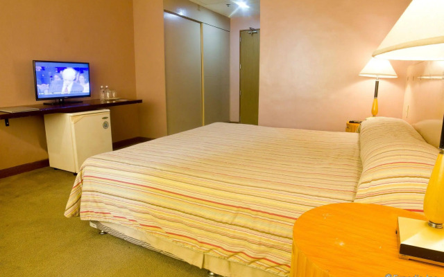 The Pearl Manila Hotel