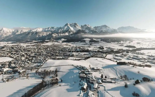 Appealing Apartment in Saalfelden Near Lake