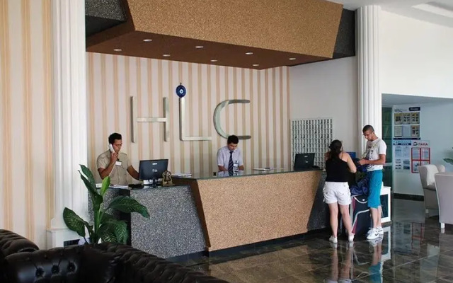 Holiday & Leisure Club
