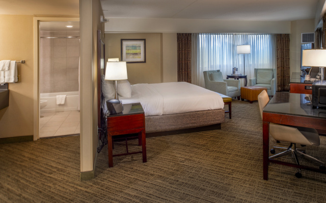 Crowne Plaza St. Louis Airport by IHG