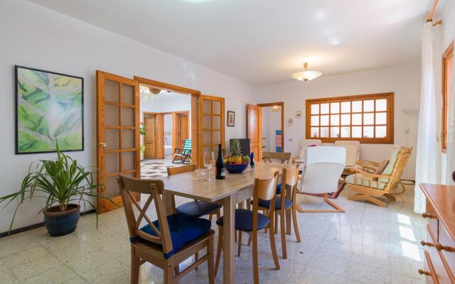 Agaete Pupe Home by Canariasgetaway