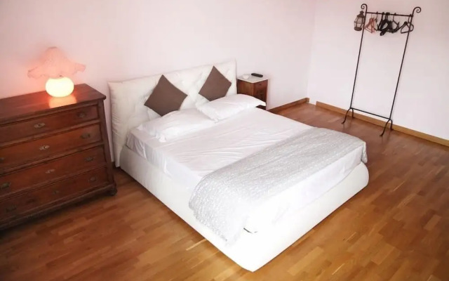 Gramsci Apartments