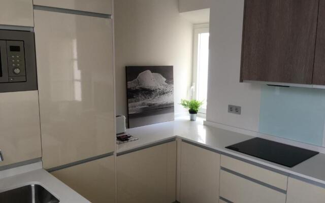 Apartamento T2, Tirso de Molina, luminoso y tranquilo