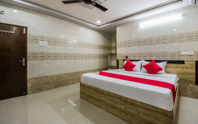 Hotel Y2 Grand