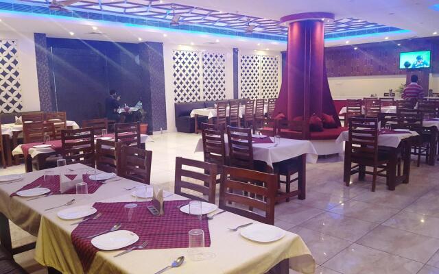 Hotel Chopra Residency