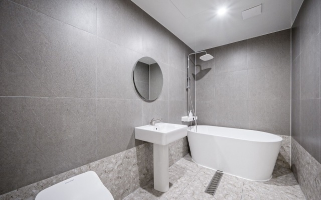 Poverta Stay Hotel