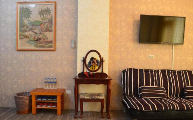 Grapefruit Heping Guesthouse