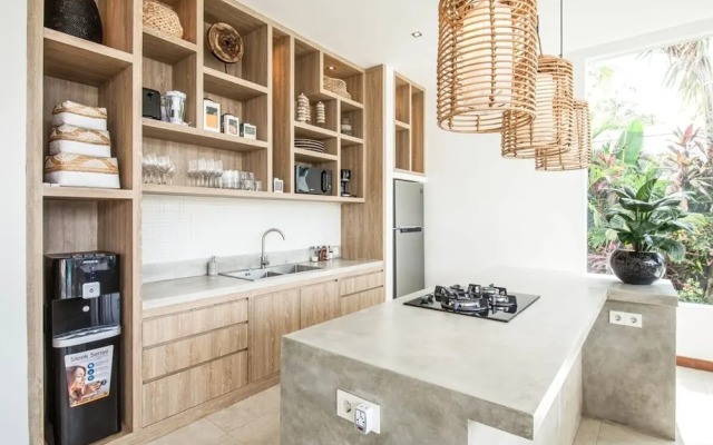 Niko 2 R New Villa Close to Finns Beach Club