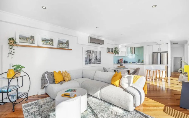 Designer Luxury 3brd - Epic Views - South Perth
