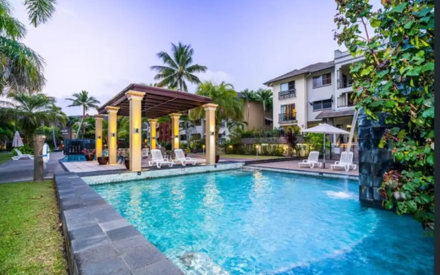 Resort Living with Private Pool sleeps 8