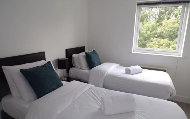 Lakeview Apartments and Rooms