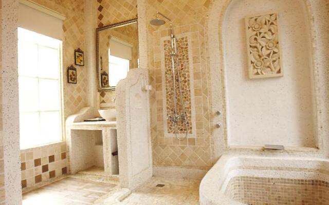 Ken-Ting My Chateau Hotel