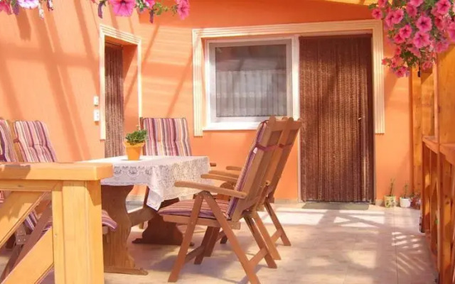 Járfás Vendégház - фото 2