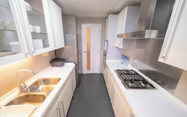 Tyms  3BR 2BA Apt Near Metro