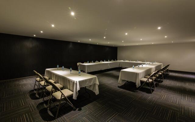 Suites Meson del Cid