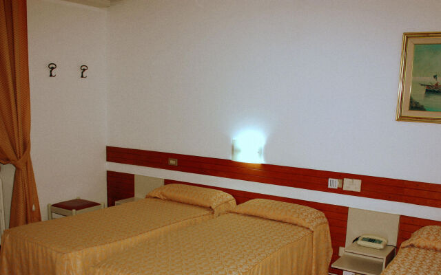 Piccolo Hotel