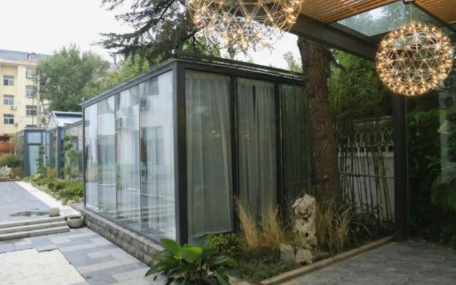 Impression Cloud Gate Hotel