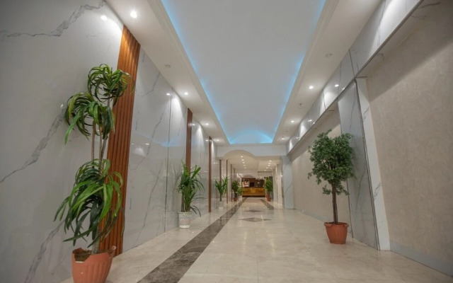 Mera Park Hotel