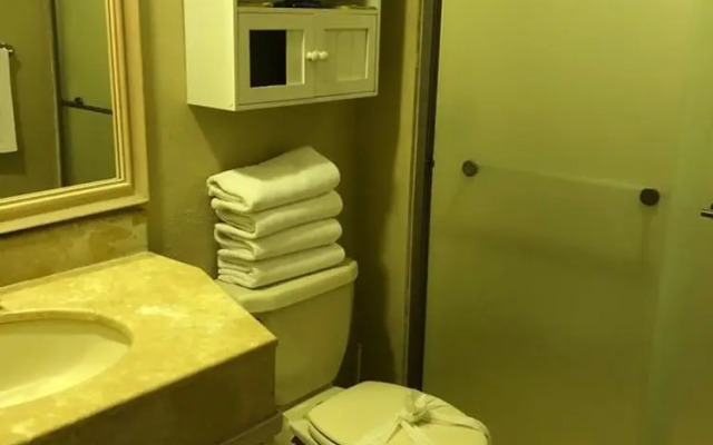 Princessa 3BR C 502-v by Casago