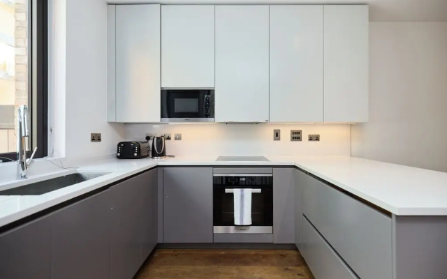 The Greenwich Balcony Home