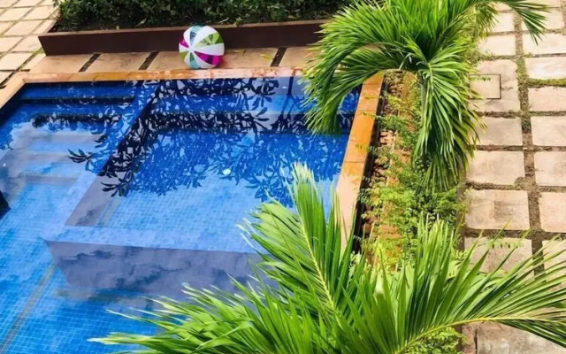 Isirafu Hotel & Residence