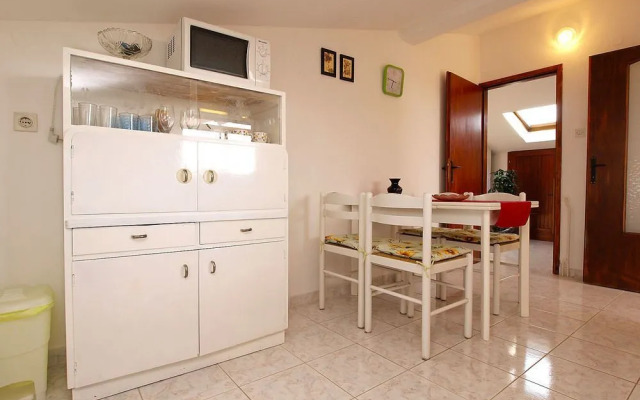 Apartment Mirjana 734