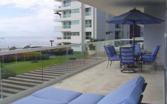 Unlimited Luxury BEGONA'S Condo