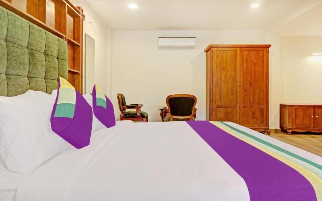 Treebo Premium Vahada