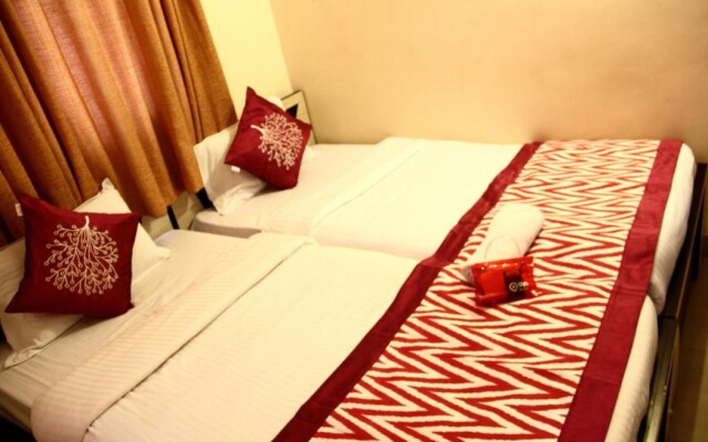 OYO 704 Apartment Kharadi