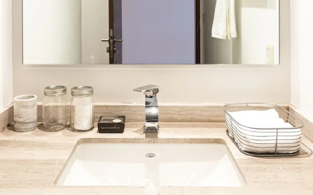 Casai Polanco 2 BR Elegant Oasis