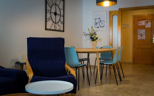 Holidays2Fuengirola Los Boliches pool