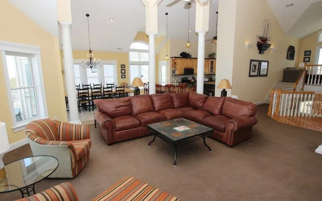 Ashcroft - 7 Br Home