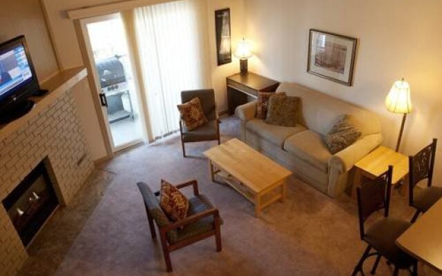 Innwest Kirkwood Inn