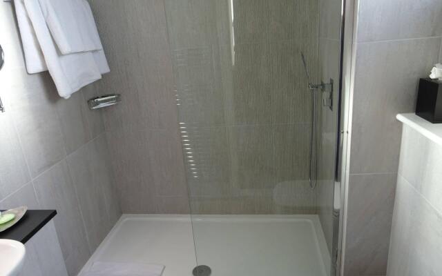 The Ro Hotel