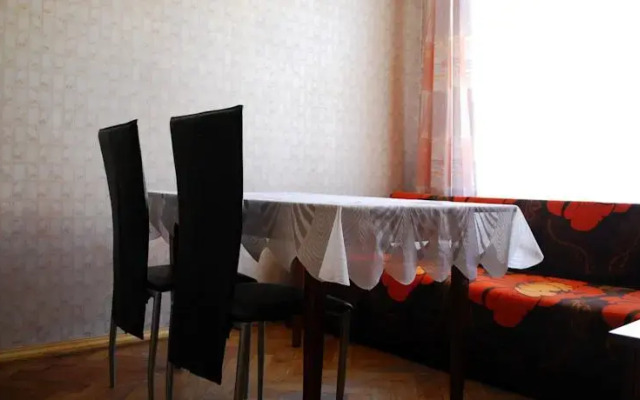 Lemon Apartment