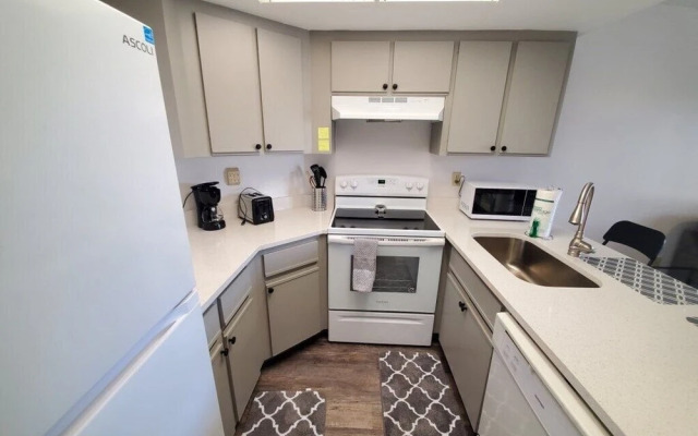 Ocean Village Club B34