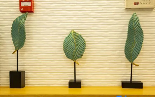 Home Inn Business Hotel (Xuanwei Meihuan Park Xining Center Branch)